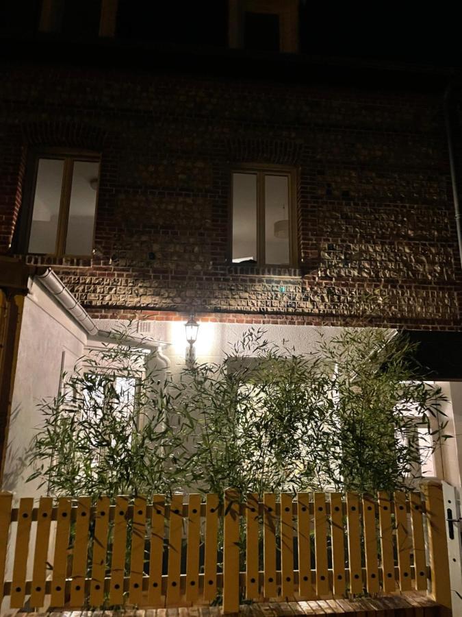 Etretat: Agreable Maison De Ville Luaran gambar
